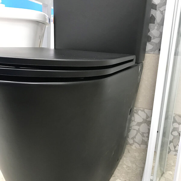 Унитаз-компакт AVS Лотос безободковый, черный матовый Унитаз-компакт AVS Лотос безободковый, черный матовый