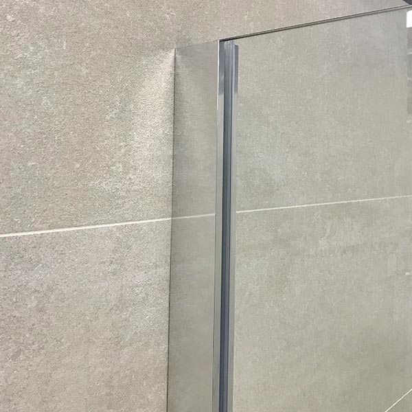 Душевой уголок AVS Трапеция 90x90 профиль хром, стекло прозрачное Душевой уголок AVS Трапеция 90x90 профиль хром, стекло прозрачное