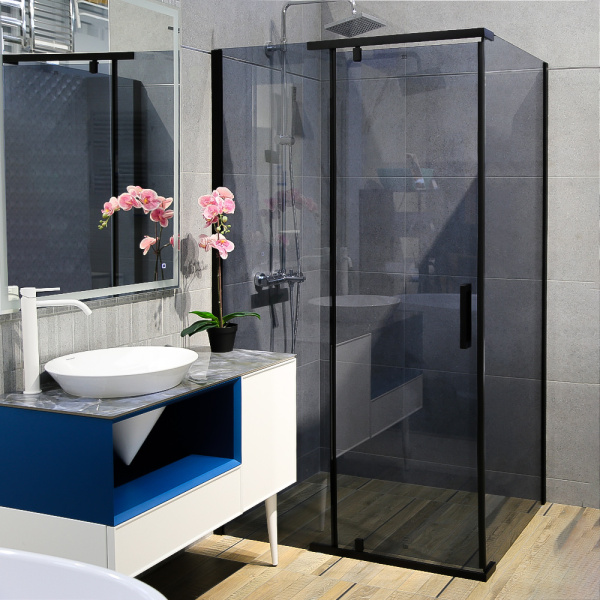 Душевой уголок AVS Фаворит 120x90 профиль черный матовый, стекло тонированное