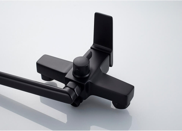 Смеситель универсальный Accoona H124F A71124F черный матовый Смеситель универсальный Accoona H124F A71124F черный матовый