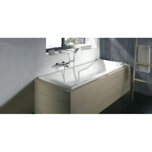 Акриловая ванна Jacob Delafon Corvete 150х70 белая с ножками Акриловая ванна Jacob Delafon Corvete 150х70 белая с ножками