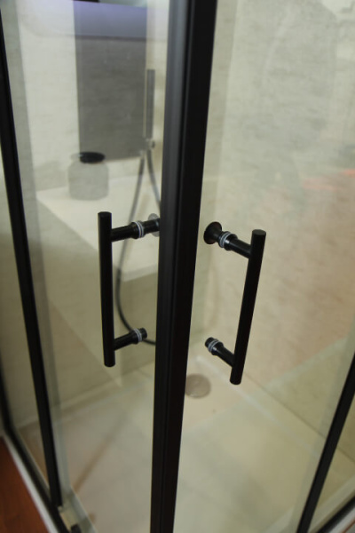 Душевой уголок Cezares Eco ECO-O-R-2-90-C-NERO 90x90 профиль черный, прозрачное стекло Душевой уголок Cezares Eco ECO-O-R-2-90-C-NERO 90x90 профиль черный, прозрачное стекло