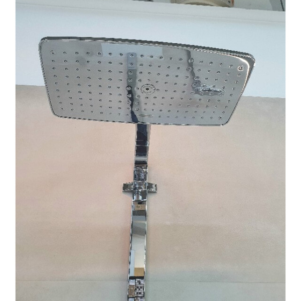 Душевая стойка Hansgrohe Raindance E 27288400 белый/хром Душевая стойка Hansgrohe Raindance E 27288400 белый/хром