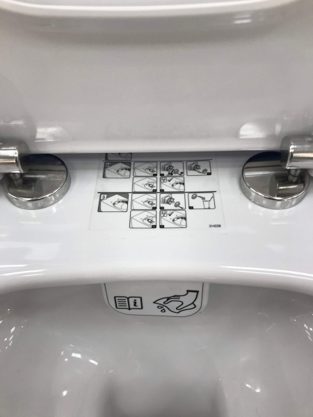 Крышка-сиденье VitrA Sento 130-003-009 (120-003-009) с микролифтом Крышка-сиденье VitrA Sento 130-003-009 (120-003-009) с микролифтом