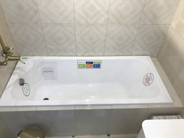 Акриловая ванна Aquatek Мия 160x70 белая, без каркаса Акриловая ванна Aquatek Мия 160x70 белая, без каркаса